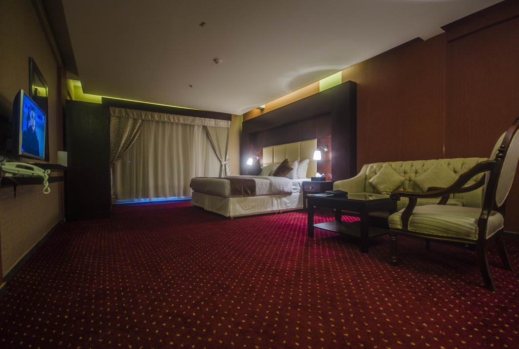 Sharz Hotel Büreyde Oda fotoğraf